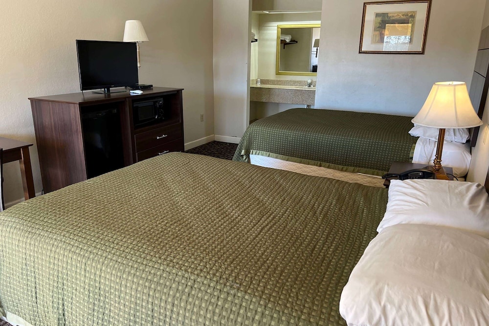 Family Suite, 2 Double Beds, Non Smoking