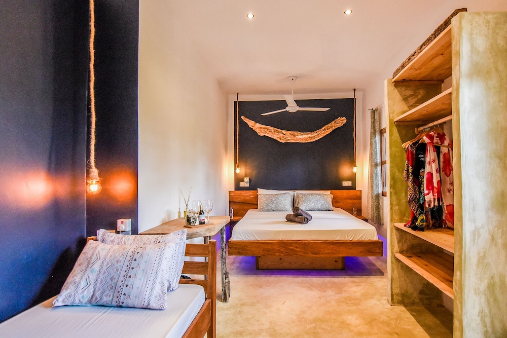 Triple Room, Terrace, Beachside