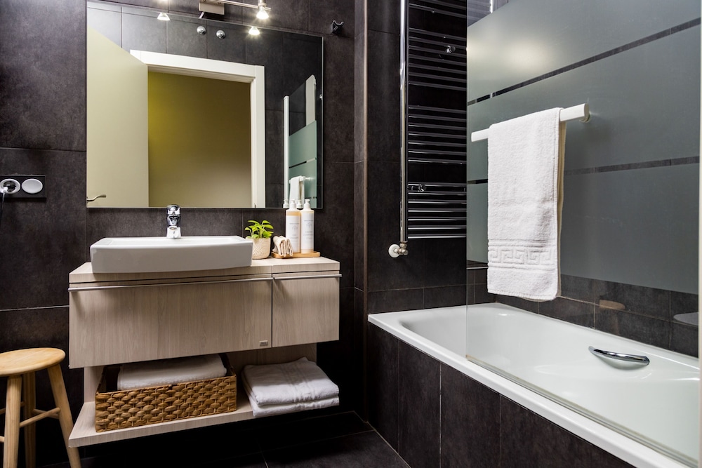 Standard Double Room, Private Bathroom photo 3