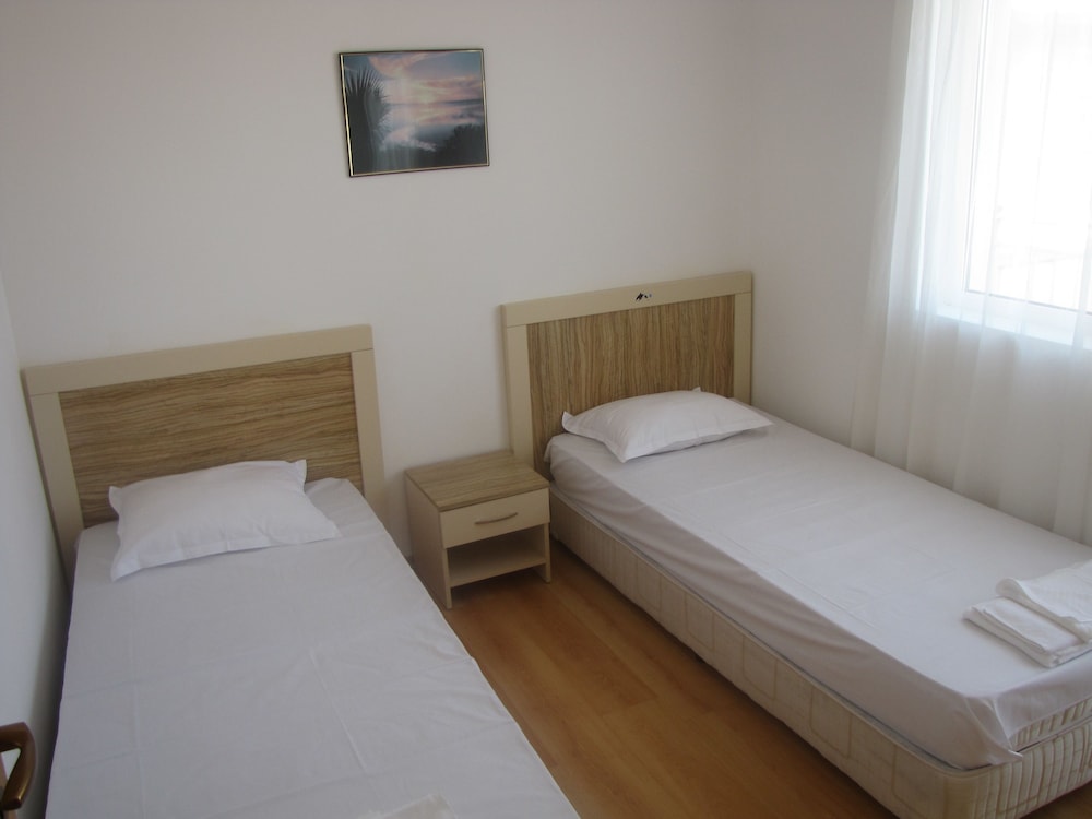 Apartment, 2 Bedrooms, Balcony