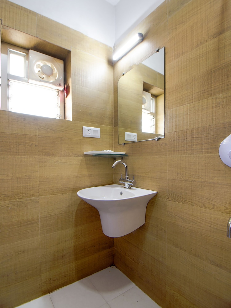 Double Or Twin Room photo 3