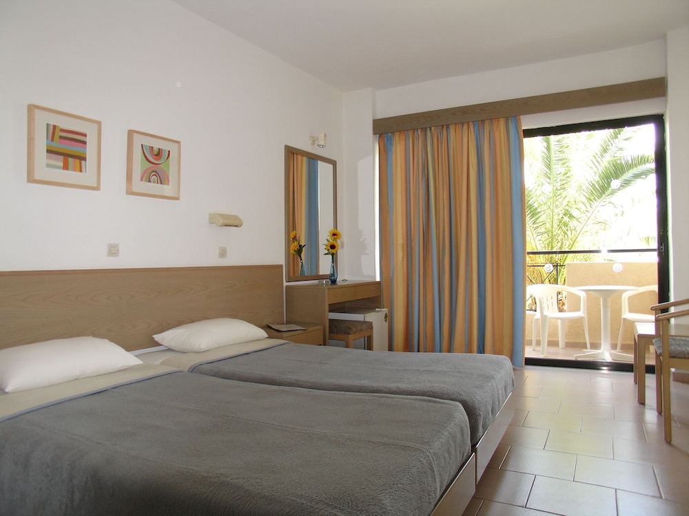 Standard Double Room photo 1