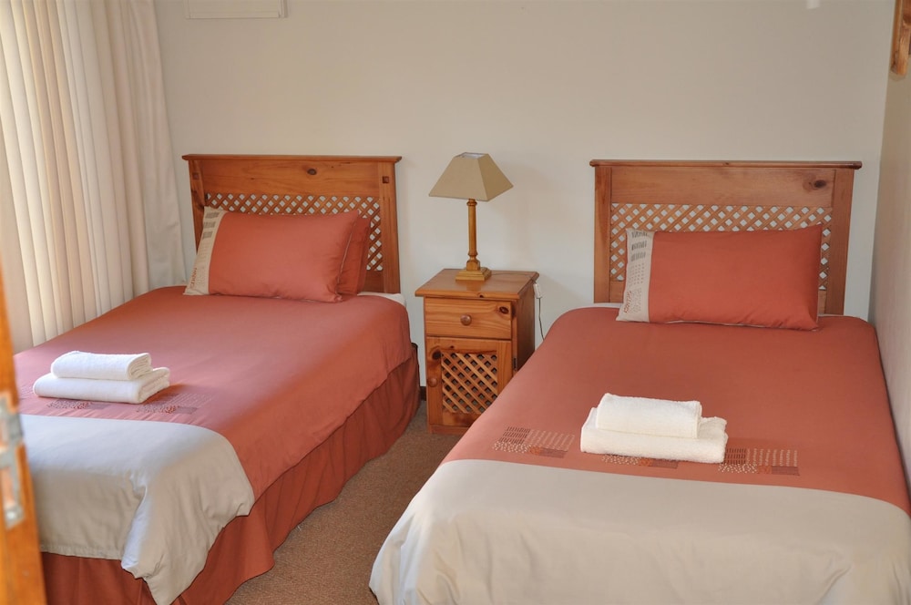 Family Bungalow, 2 Bedrooms, Mountain View, Garden Area photo 1