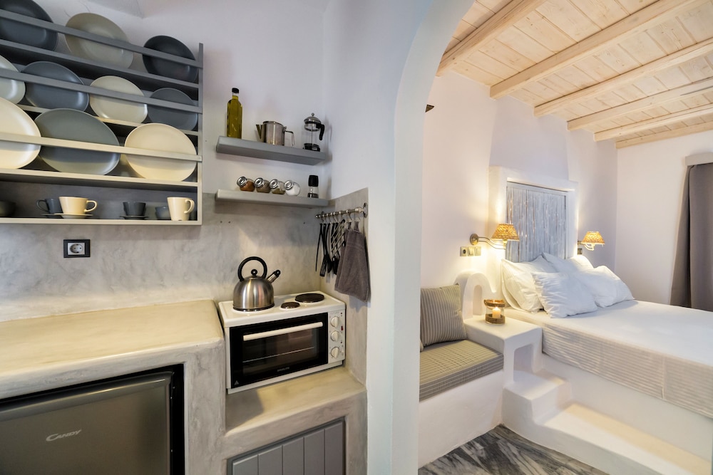 Studio Suite, Sea View