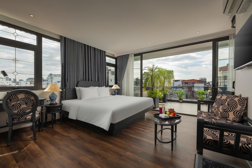 Panoramic Studio, City View