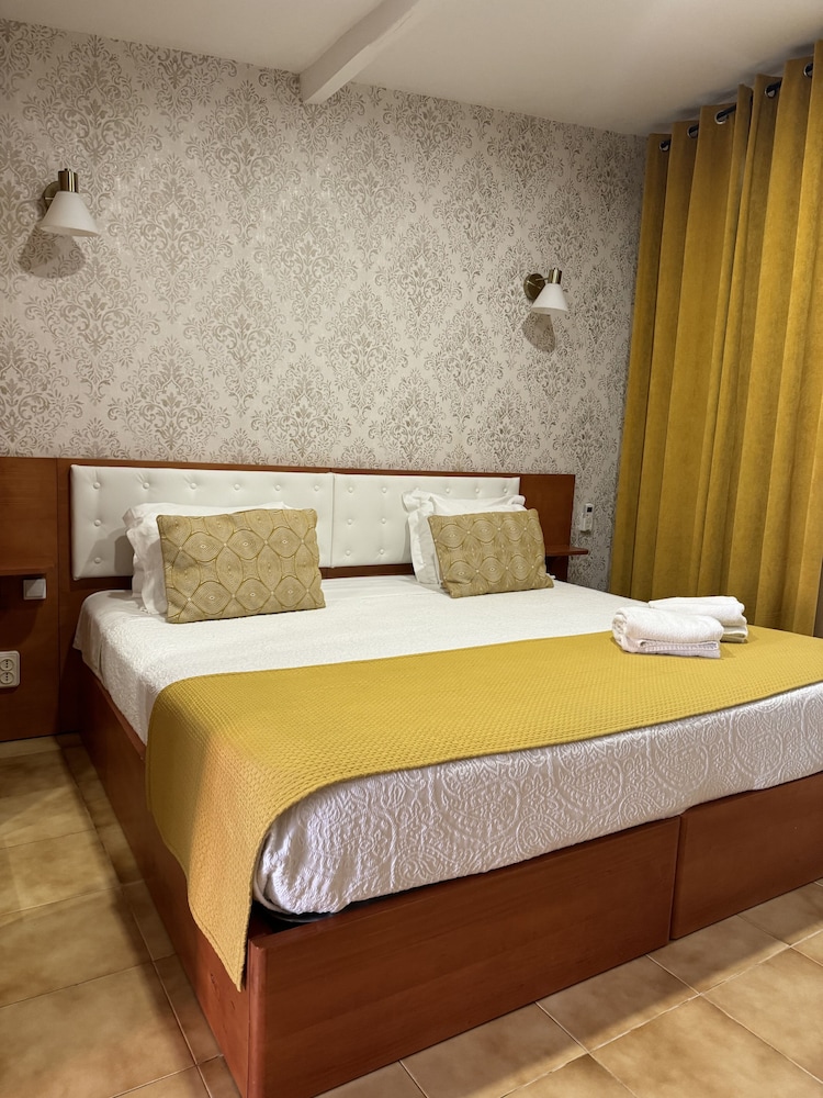 Comfort Suite, Private Bathroom, Garden View