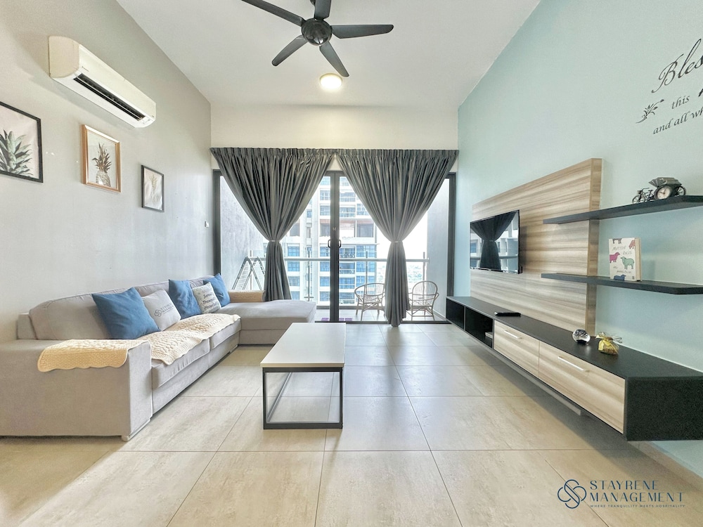 Comfort Apartment, Non Smoking, Pool View photo 1