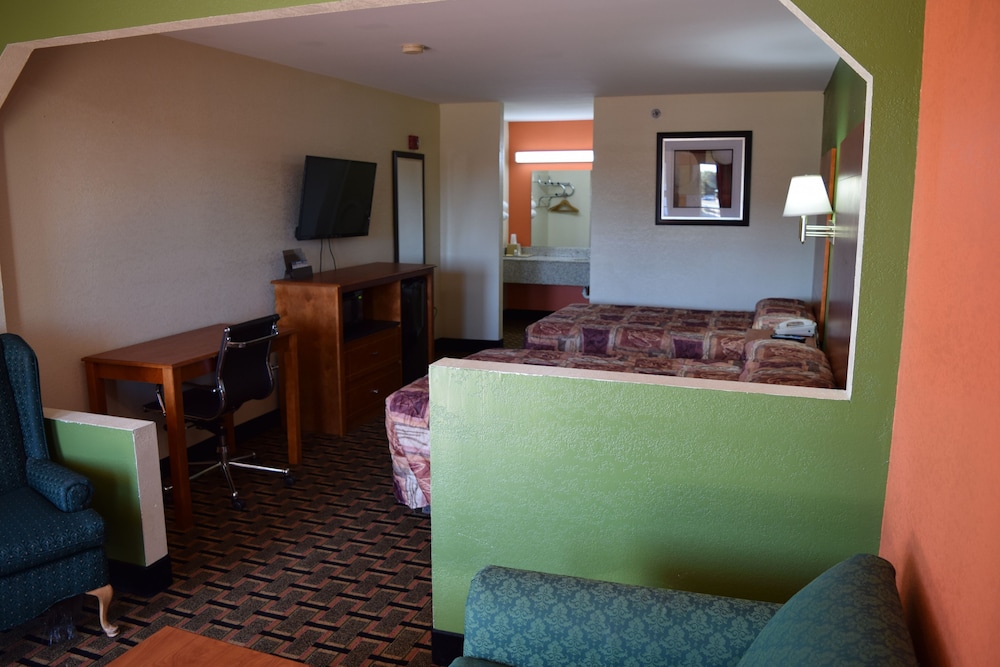 Standard Room, 2 Double Beds, Non Smoking - Photo 2