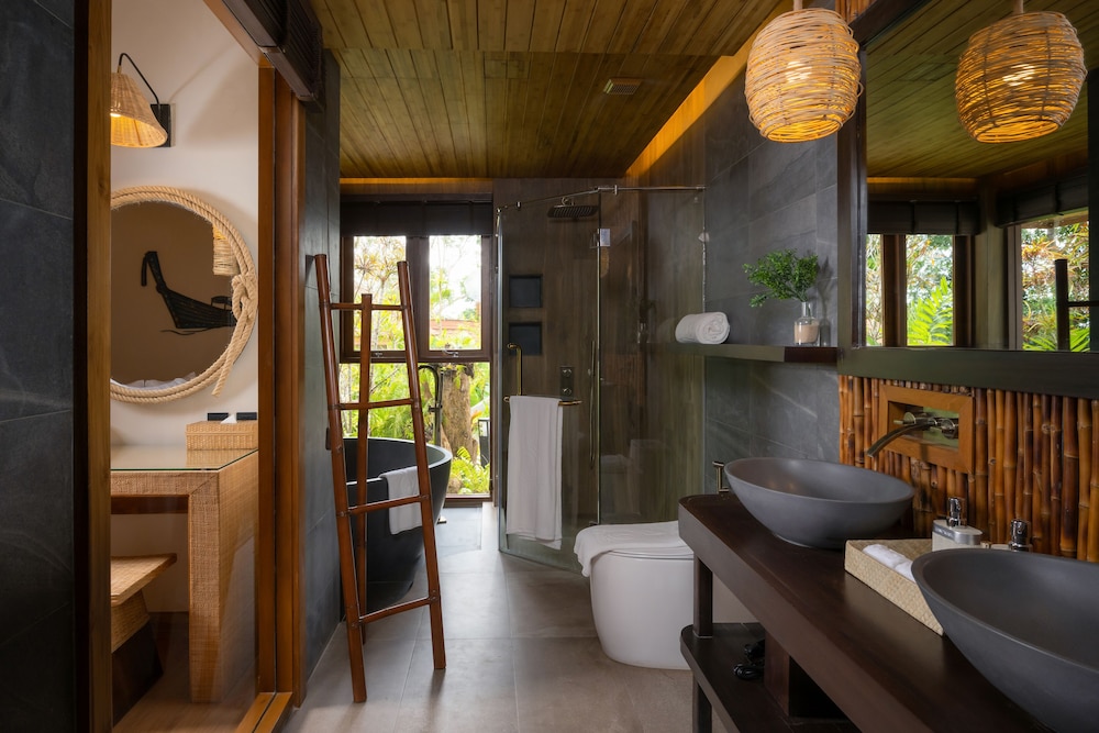 Sinae Premier Pool Suites - Photo 8