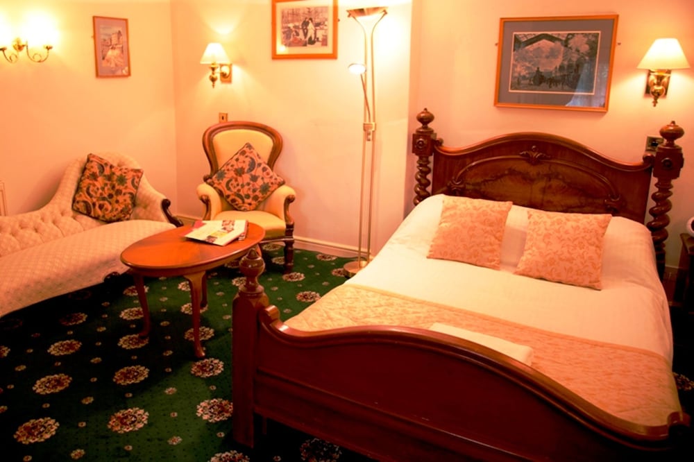 Classic King Room