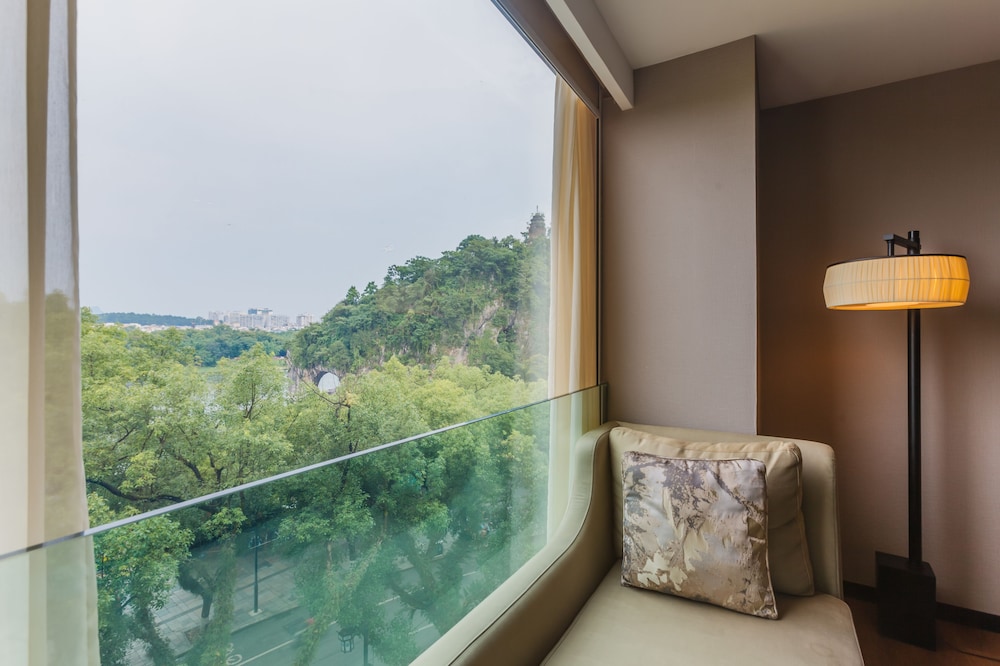Premium Double Room photo 3