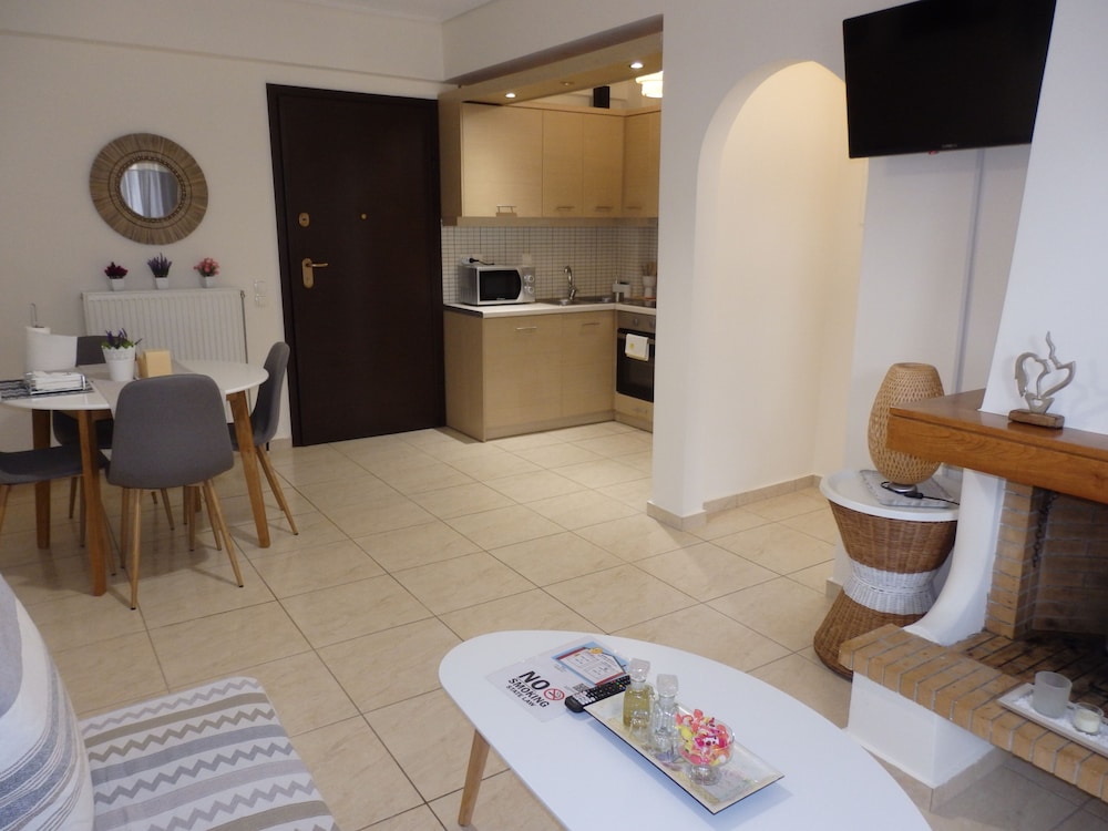 Standard Apartment, 1 Bedroom, Non Smoking, Kitchen (A6) - Photo 13