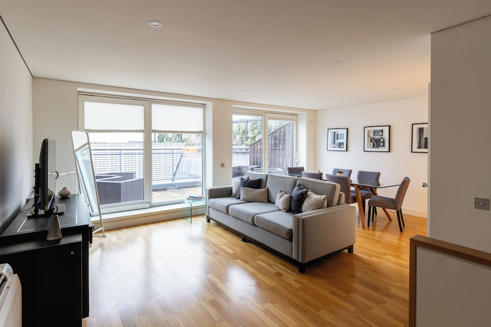 Three Bedroom Apartment