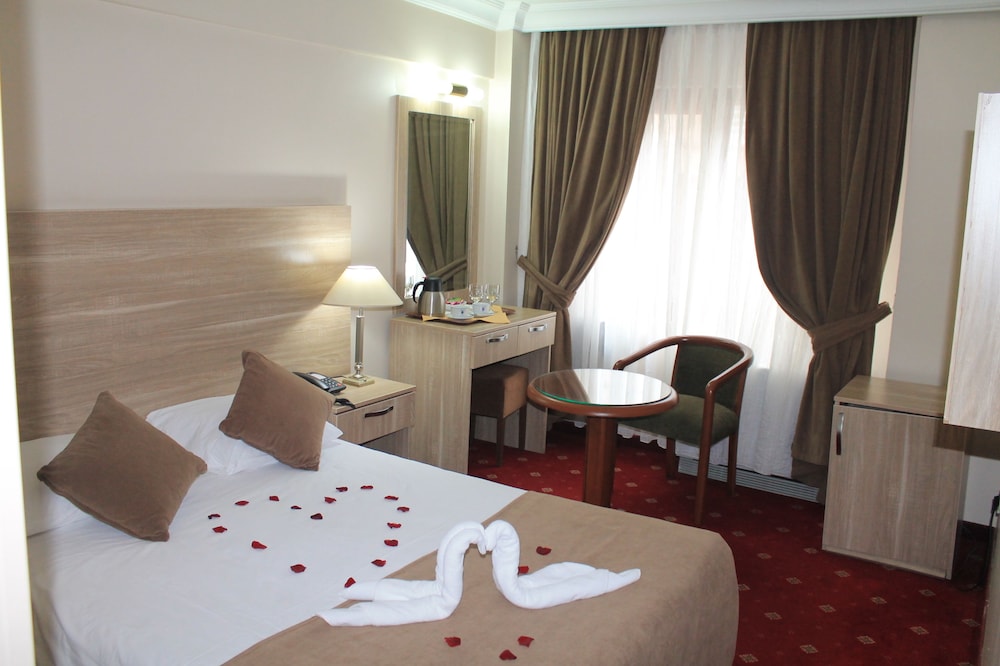 Standard Room photo 2