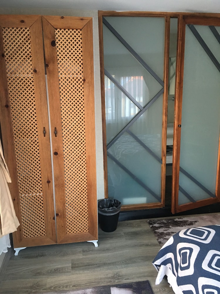 Standard Double Room, City View photo 3