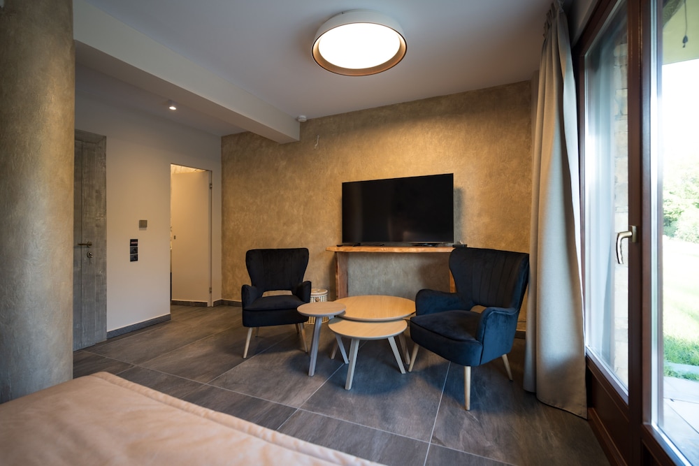 Design Suite photo 2