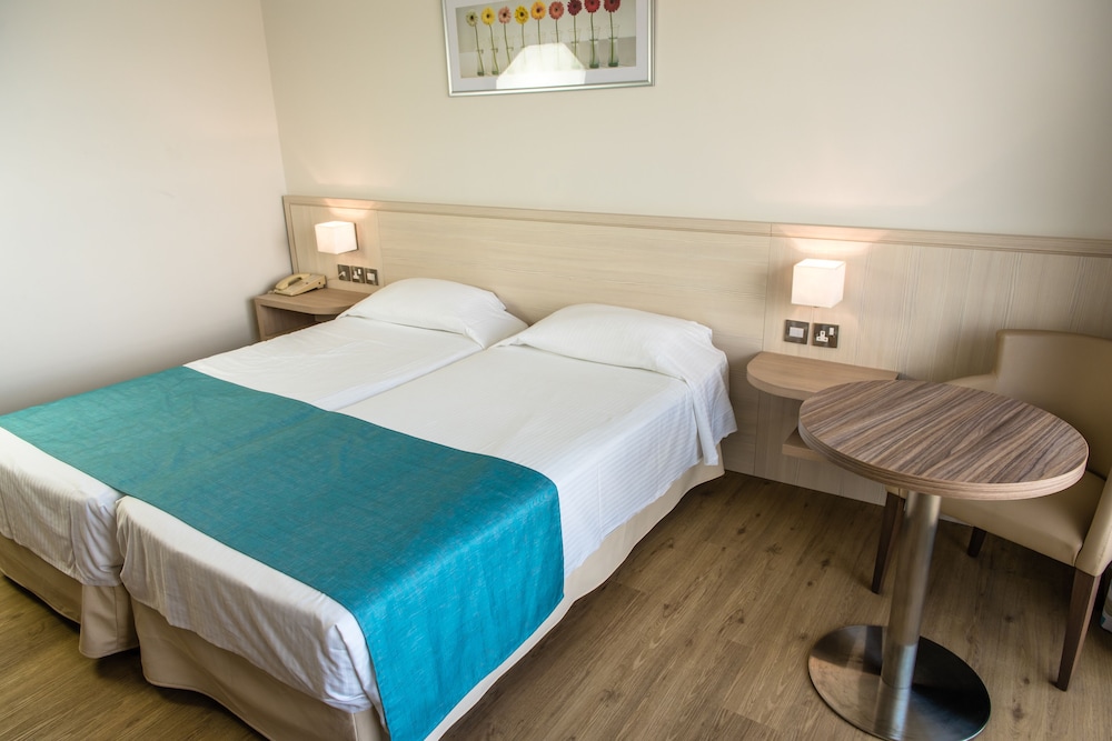 Double Room, Garden View - Photo 5