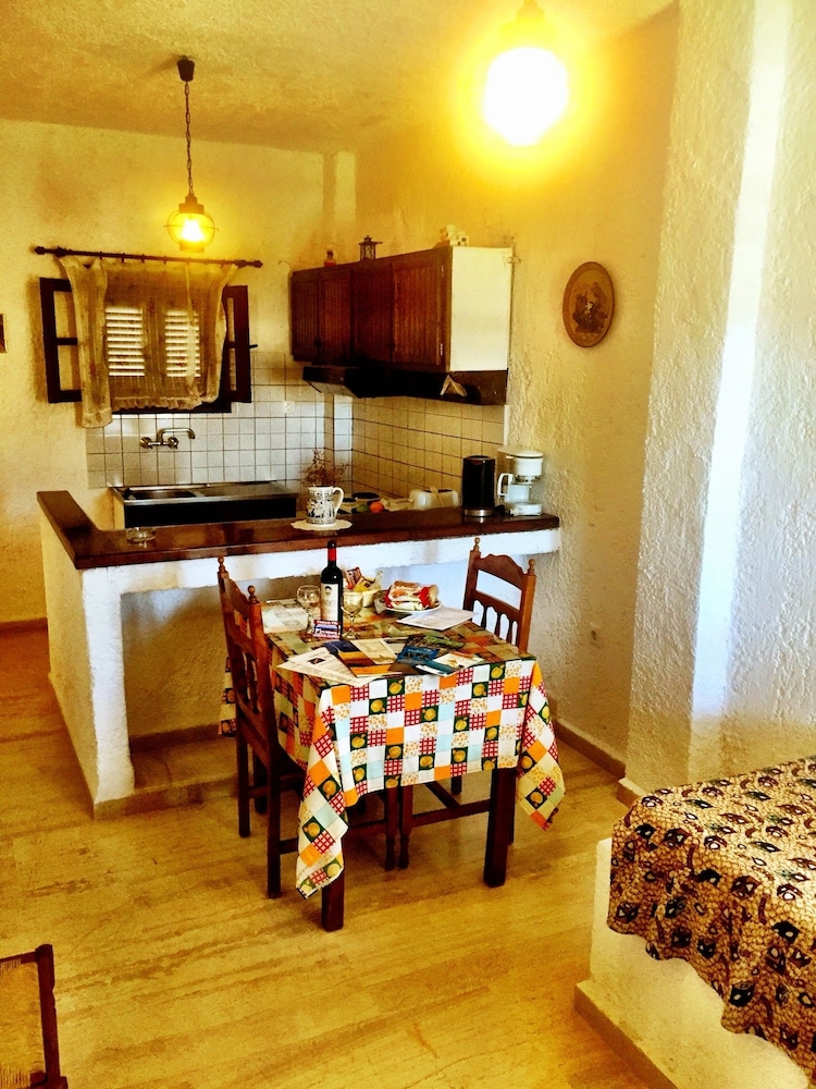 Apartment photo 3