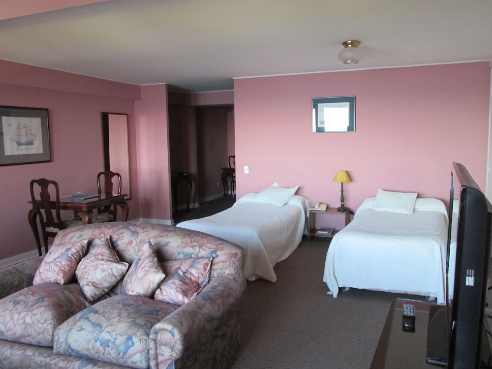 Suite, Jetted Tub, Ocean View photo 2