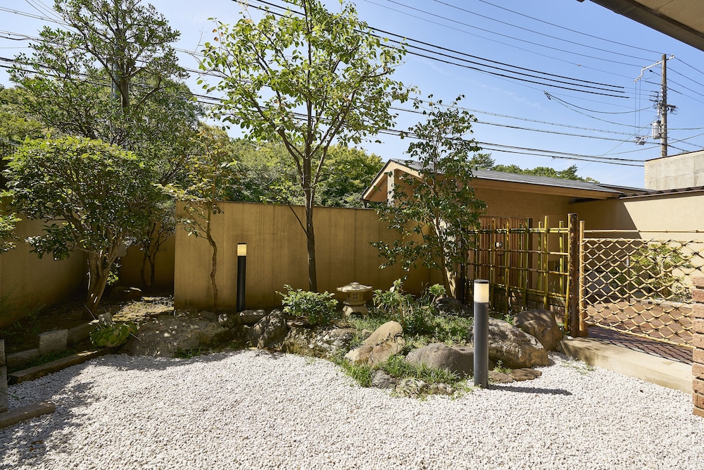 Japanese Style Twin Room, SANJO photo 2