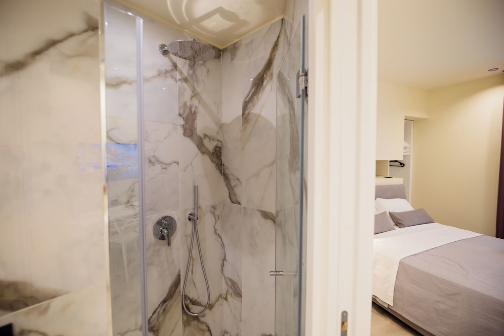 Standard Quadruple Room photo 2
