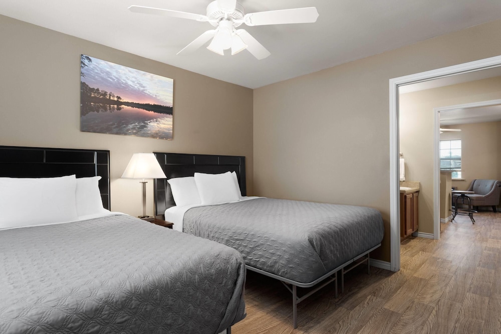 Suite, 1 Bedroom, Non Smoking - Photo 1