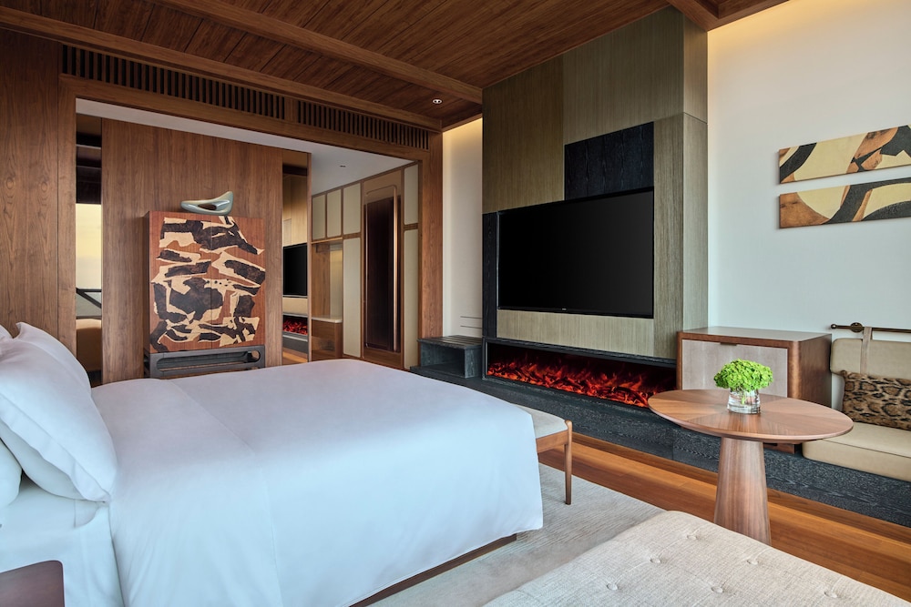Standard Room, 1 King Bed (Ski Concierge)