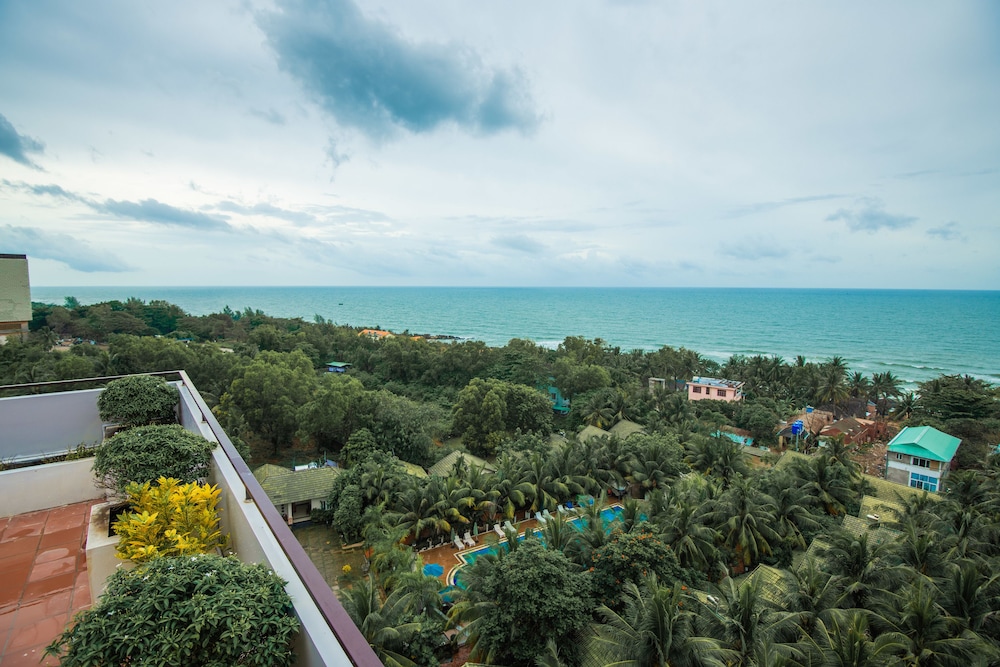 Deluxe Twin Room, 1 Bedroom, Balcony, Sea View photo 3