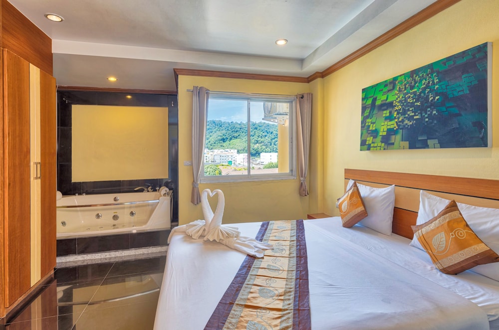 Double Room, Jetted Tub