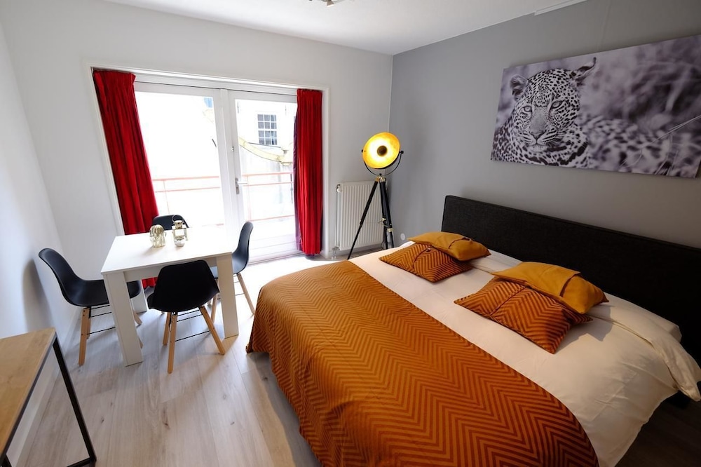 Suite photo 1