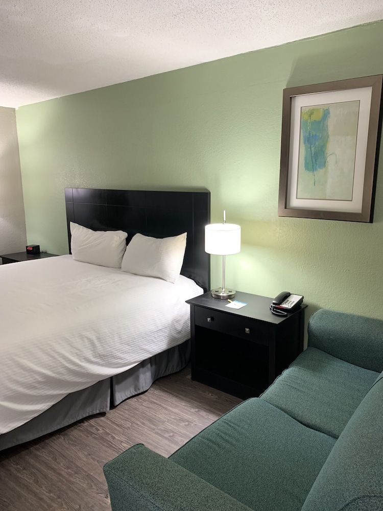 Room, 1 King Bed, Accessible