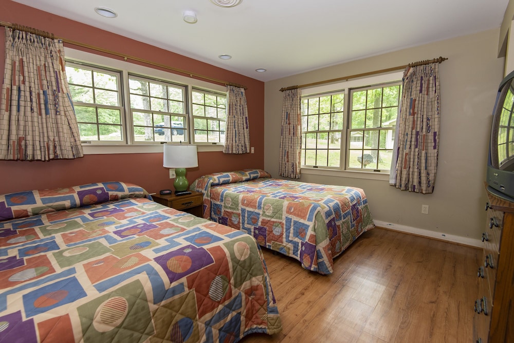 Cottage, 2 Bedrooms (4 Double Beds) photo 1