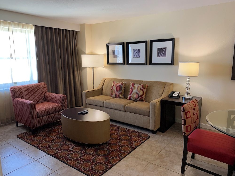 Deluxe Room - Photo 4