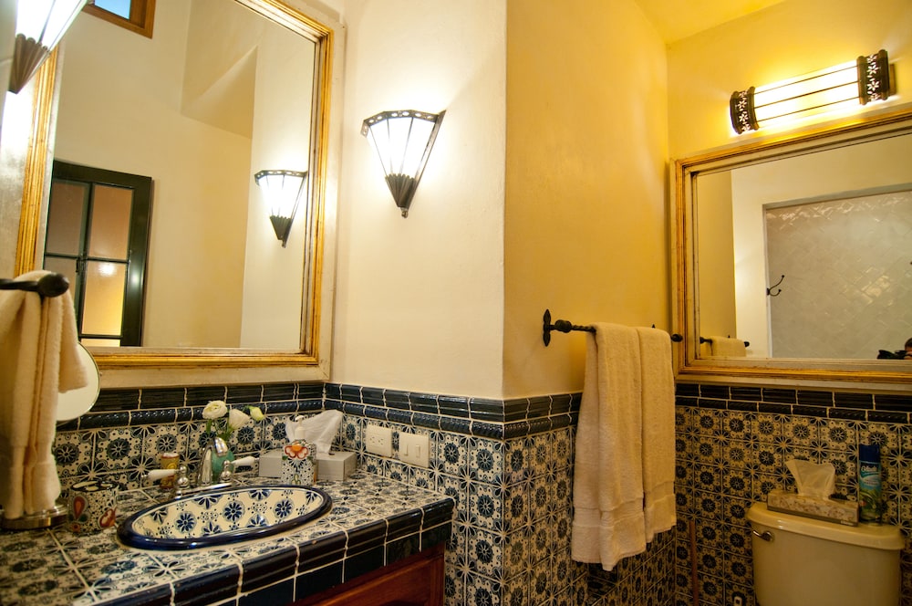 Superior Double Room, Ensuite (Huipil) photo 2