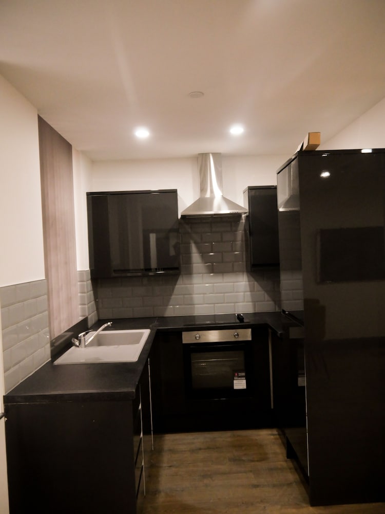 Room - Photo 5
