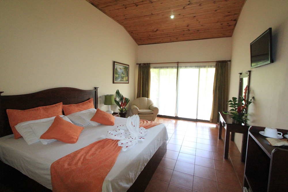Premium Queen Room