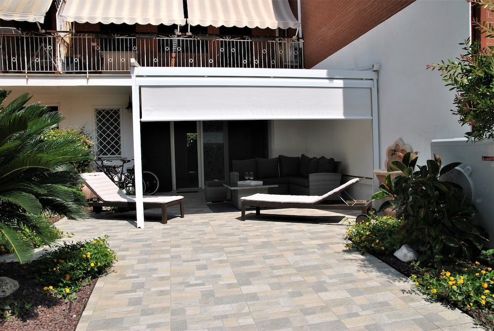 Villa, 3 Bedrooms, Smoking, Balcony photo 2