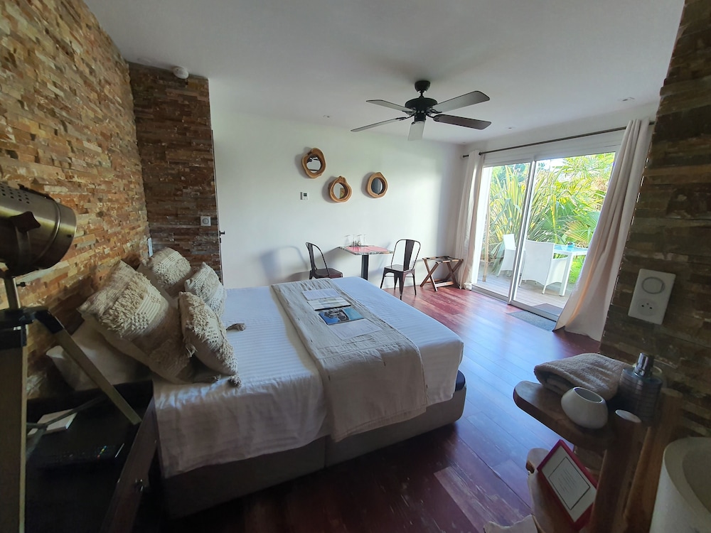 Double Room CUBA, Garden View