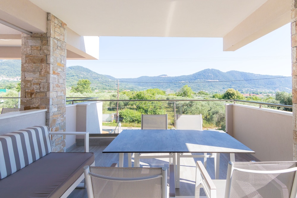 Luxury Apartment, Sea View (B1) photo 3