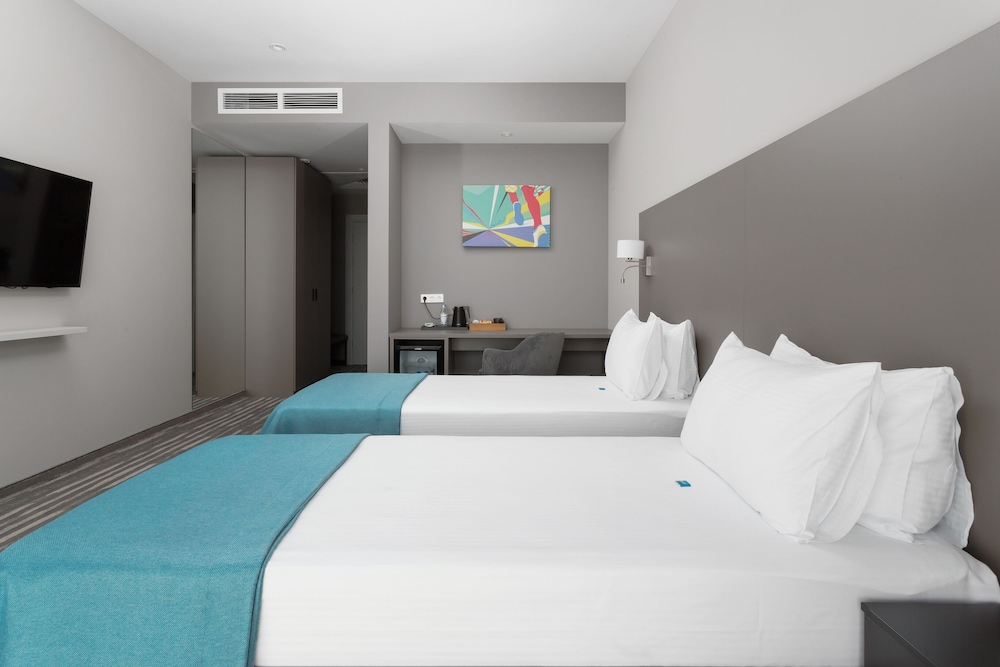 Superior Double or Twin Room photo 3