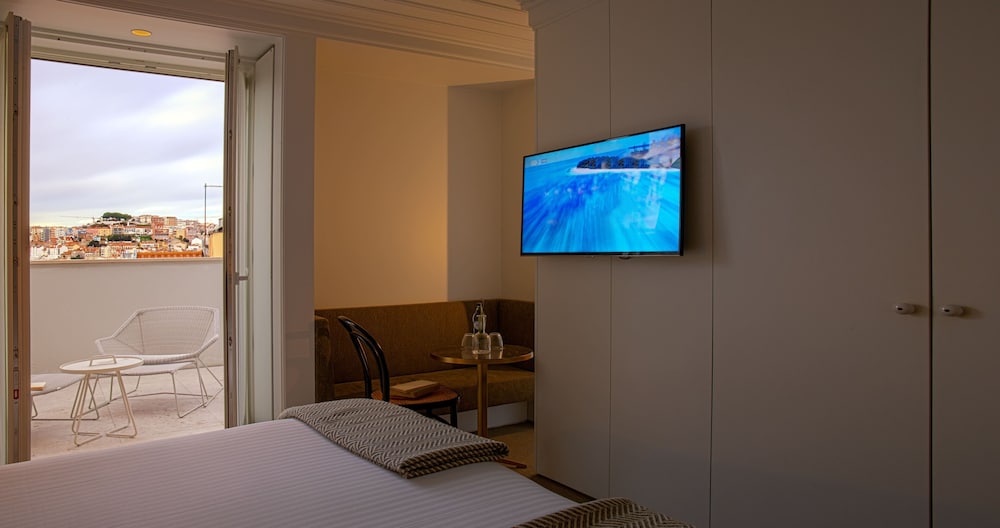 Superior Double Room, City View
