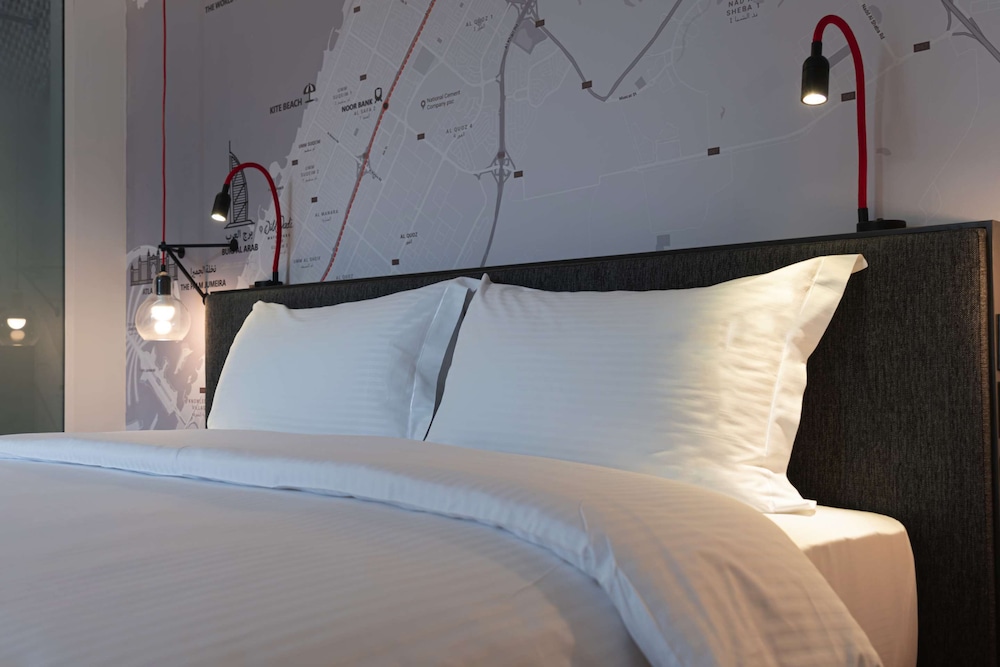 Room, Accessible (free shuttle service to Festival City Mall)