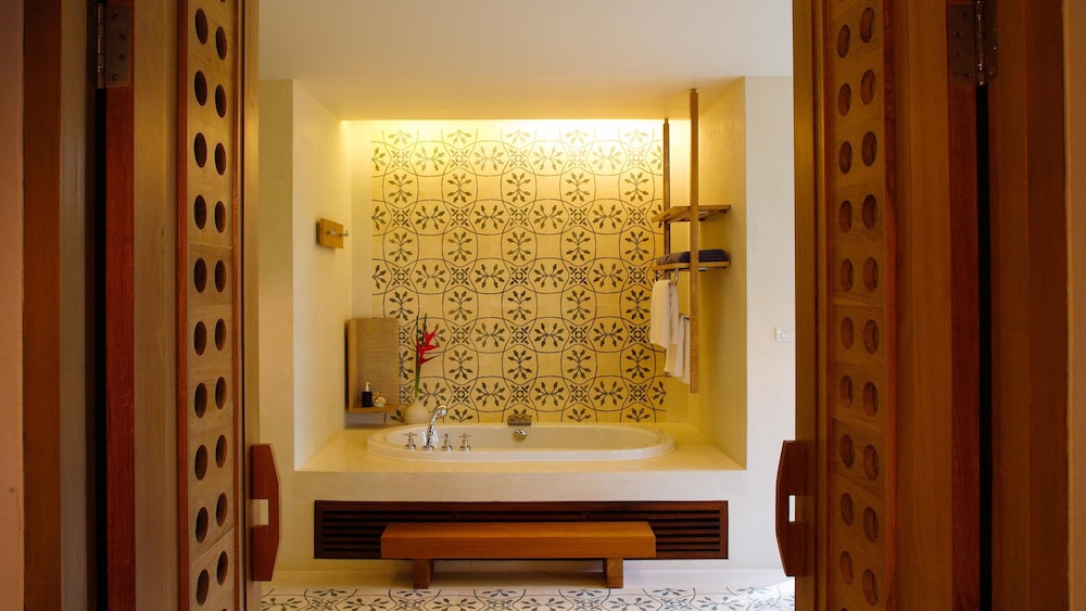 3BR Residence Villa, Garden View - Photo 12