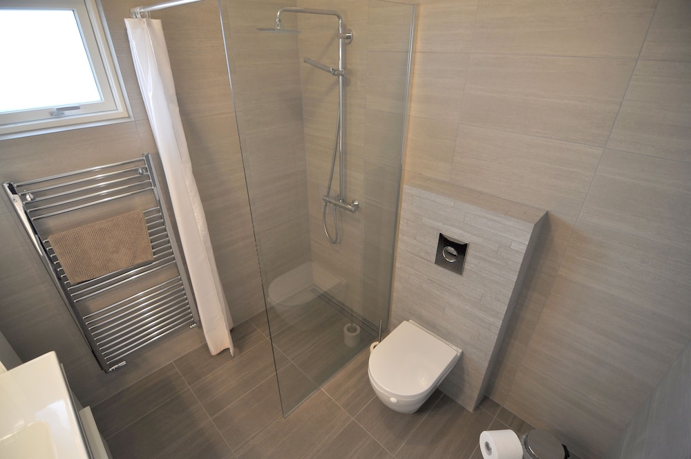 Twin Room, Shared Bathroom photo 3