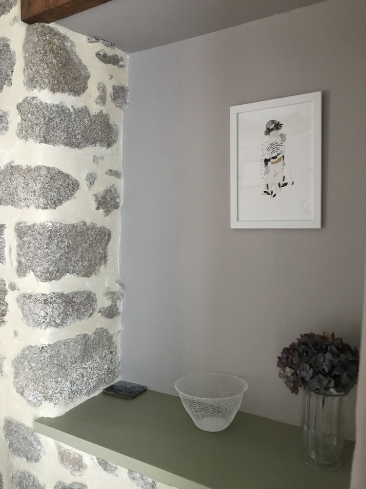 Family Room (1) - Photo 11