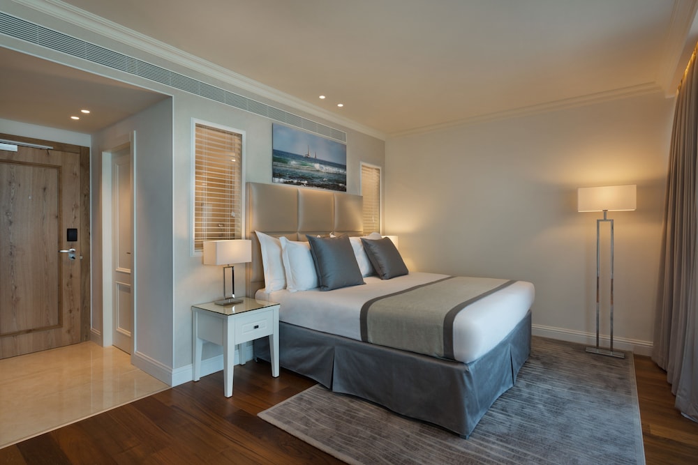 Junior Room