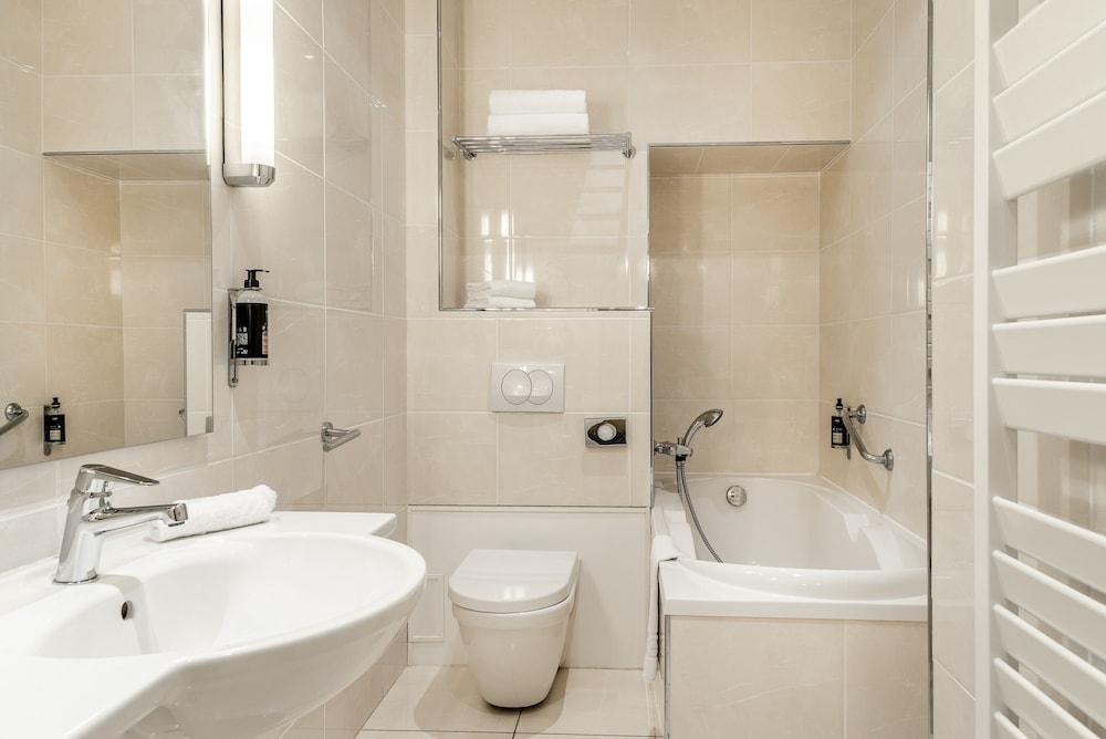 Superior Room - Photo 5