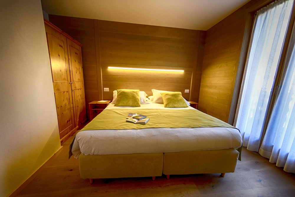 Superior Suite, Accessible, Kitchenette photo 3