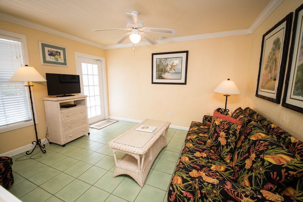 Tradewinds Standard North Cottage photo 2