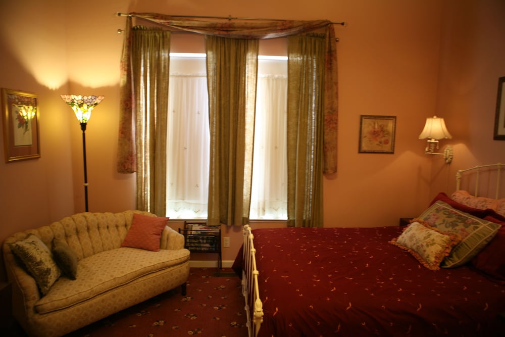 Double Room, 1 Queen Bed photo 2
